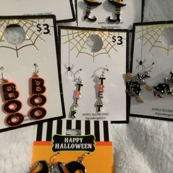 👂 6 pair of HALLOWEEN THEME PIERCED Earrings👂 - Picture 2 of 4